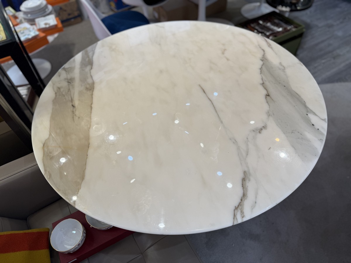 Eero Saarinen (1910-1961) For Knoll International. Round Table ø 120 Cm Calacatta Marble, 2021-photo-2