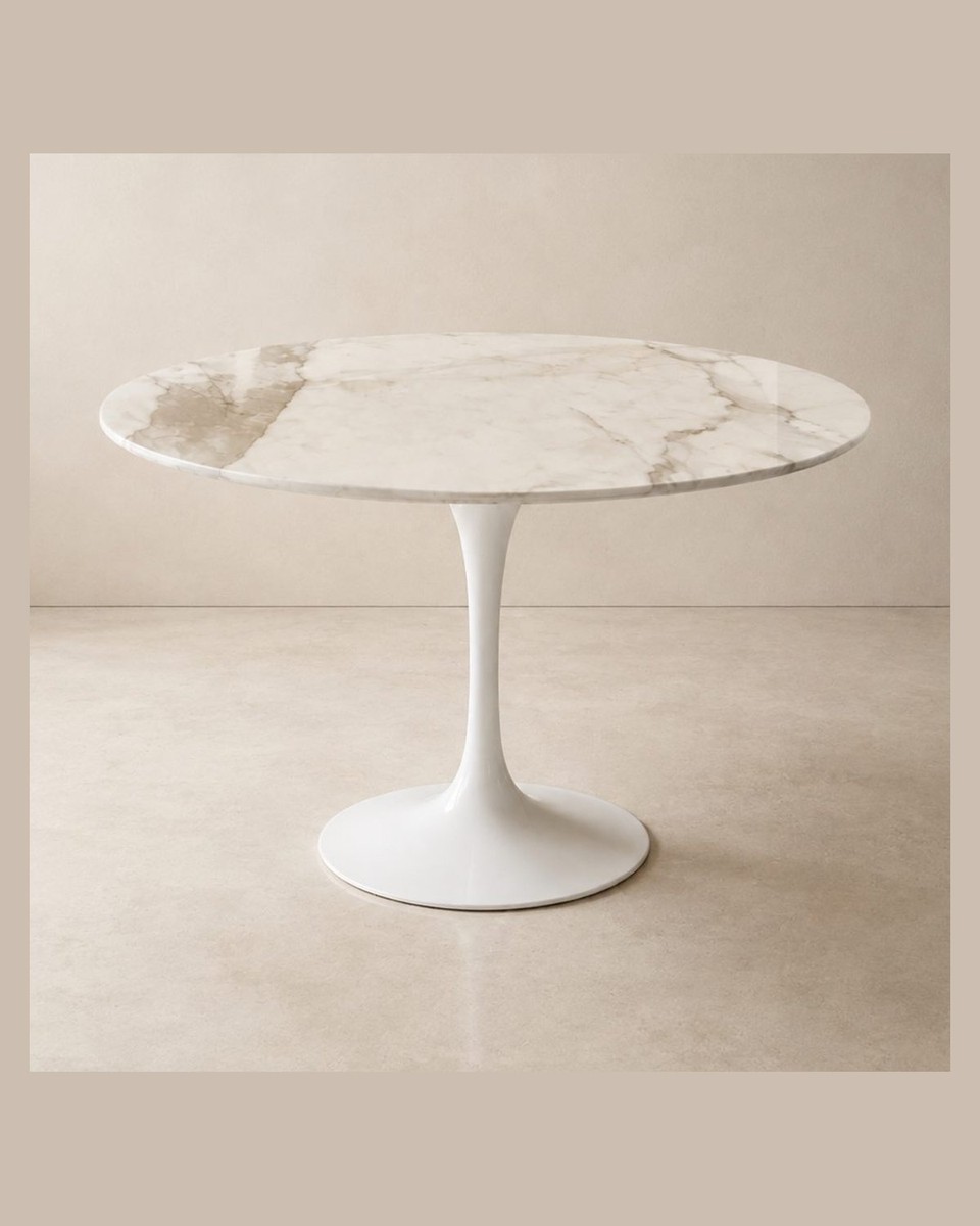 Eero Saarinen (1910-1961) For Knoll International. Round Table ø 120 Cm Calacatta Marble, 2021