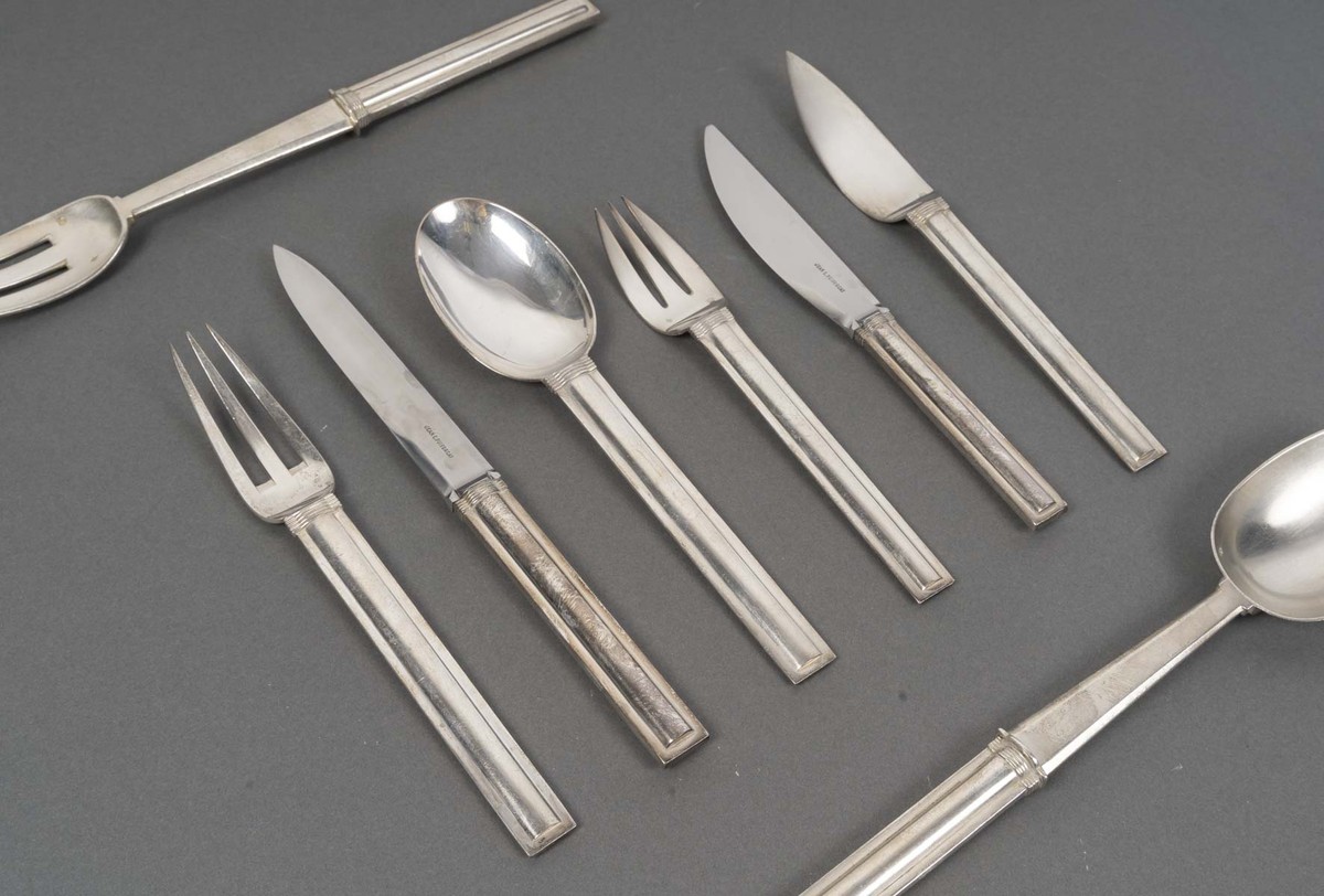 JEAN E. PUIFORCAT  MENAGERE EN ARGENT MASSIF  MODELE CANNES EPOQUE 1930 119 PIECES-photo-4