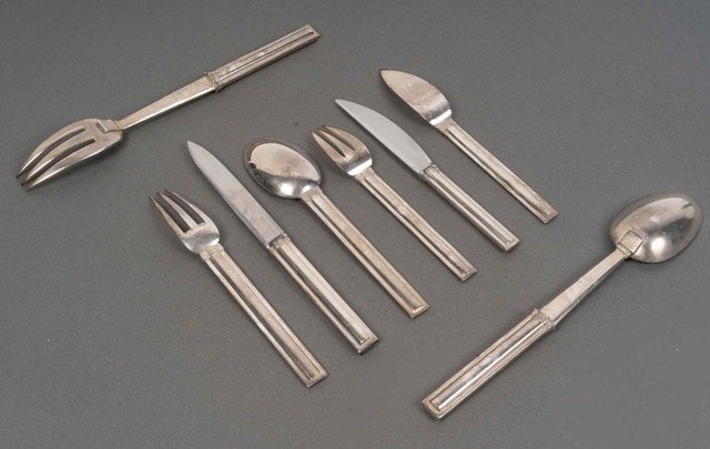 JEAN E. PUIFORCAT  MENAGERE EN ARGENT MASSIF  MODELE CANNES EPOQUE 1930 119 PIECES-photo-7
