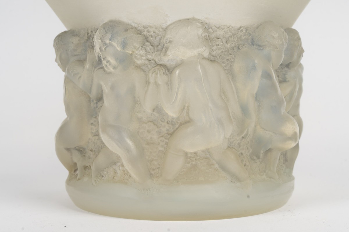 1930 René Lalique - Vase "farandole" Opalescent-photo-3
