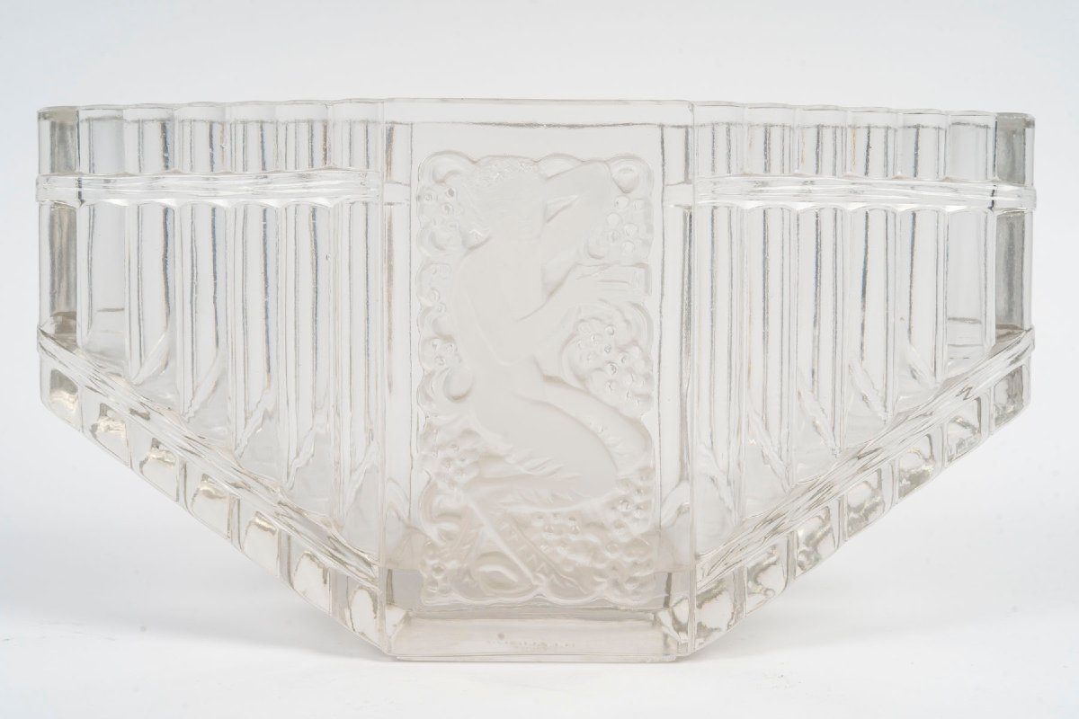 René Lalique Opalescent Vase « Pan »-photo-3