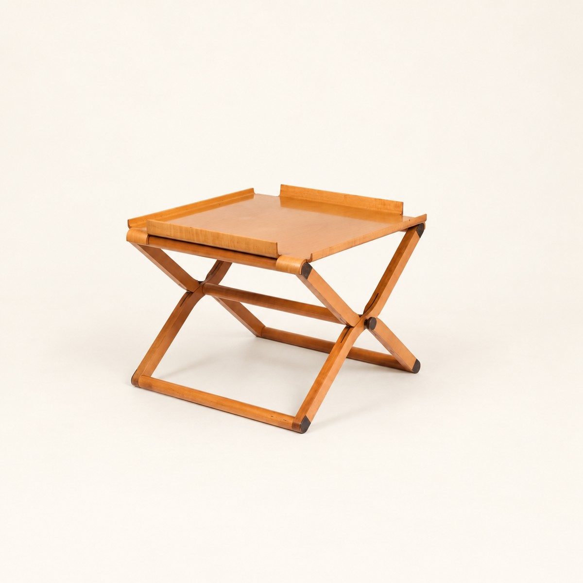 RENA DUMAS & HERMÈS TABLE «PIPPA»-photo-2