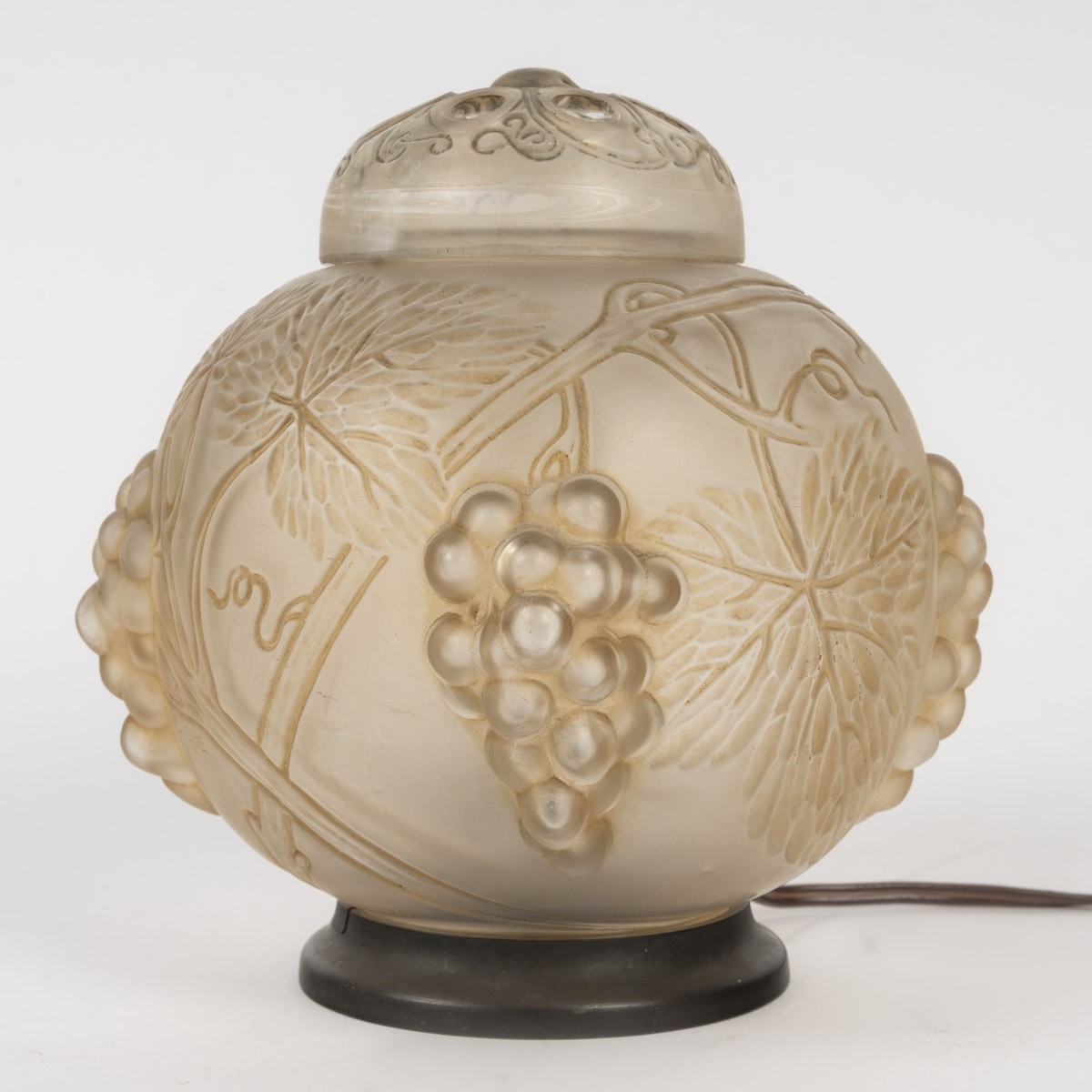 1921 - René LALIQUE , Veilleuse-Brûle parfum « Raisins ».-photo-4