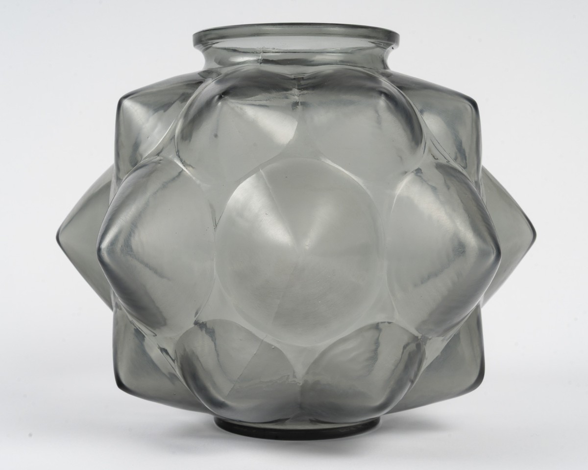 1927- René Lalique "champagne" Vase-photo-2