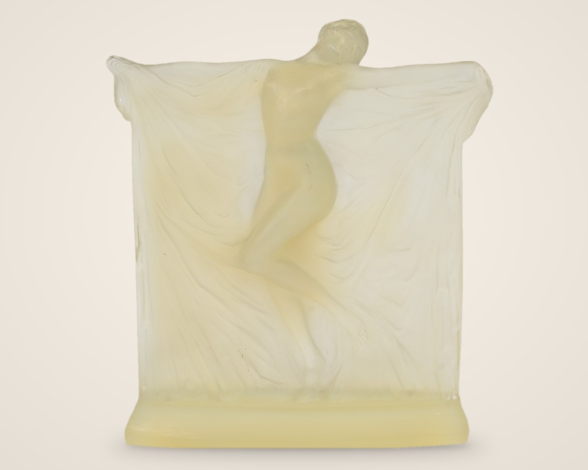 1925- René Lalique - Statuette "butterscotch" Thais
