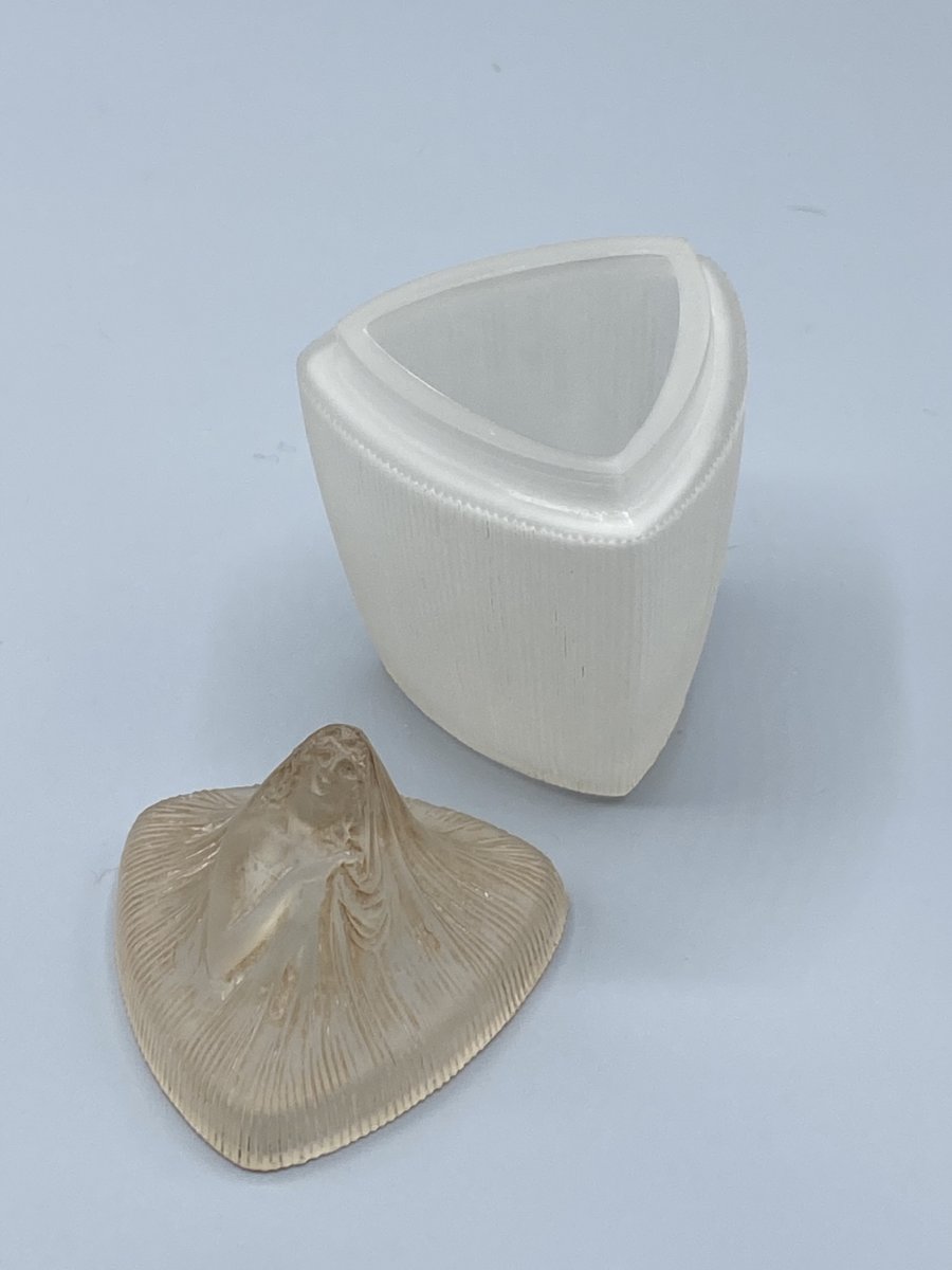 RenÉ Lalique : Coty, Pour Coty, 1912 Pot Triangulaire à Onguent-photo-2