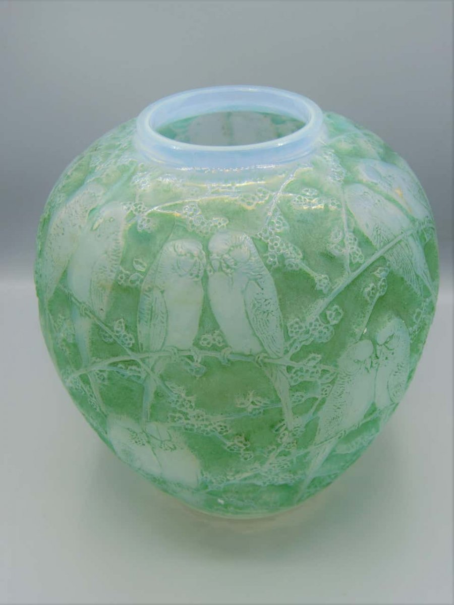 René Lalique (1860-1945) Vase "Perruches" Patiné Vert-photo-4