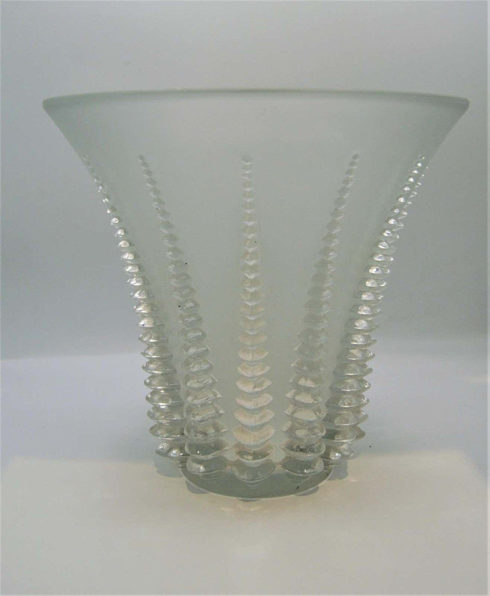 René Lalique (1860-1945), Vase modèle "Font-romeu"-photo-3