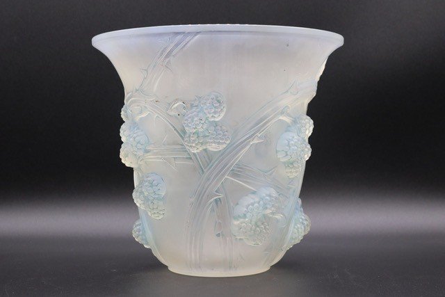 René Lalique. Vase Blanc Opalescent-photo-1