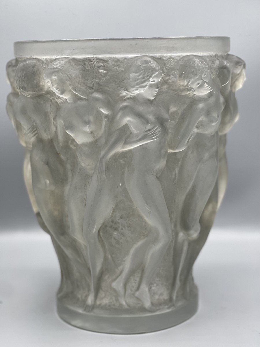 René Lalique, Vase " Bacchantes ", 1940.-photo-1