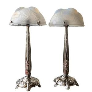 1921 – René Lalique – Pair Of “dahlias” Lamps In Opalescent Glass