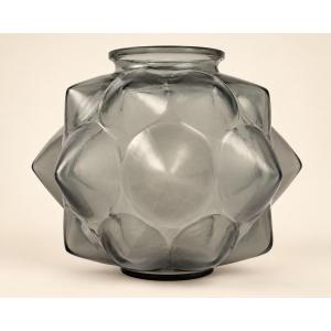 1927- René Lalique "Champagne" Vase