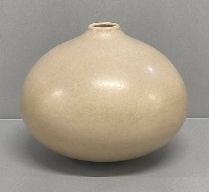 Cristiana Merchan - Ceramic Vase-photo-3