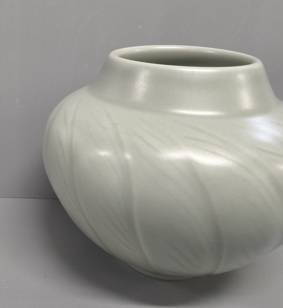 Jean Girel - Vase en céramique céladon-photo-4