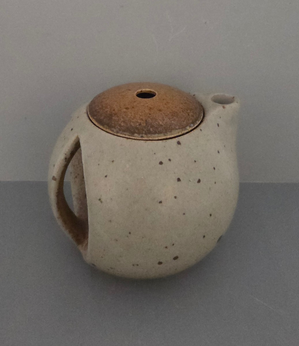 Théière moderniste en céramique, La Borne 1970