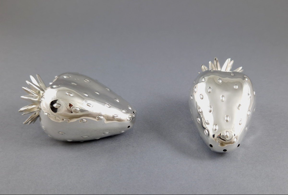 Strawberry Salt And Pepper Shaker In Sterling Silver-photo-4