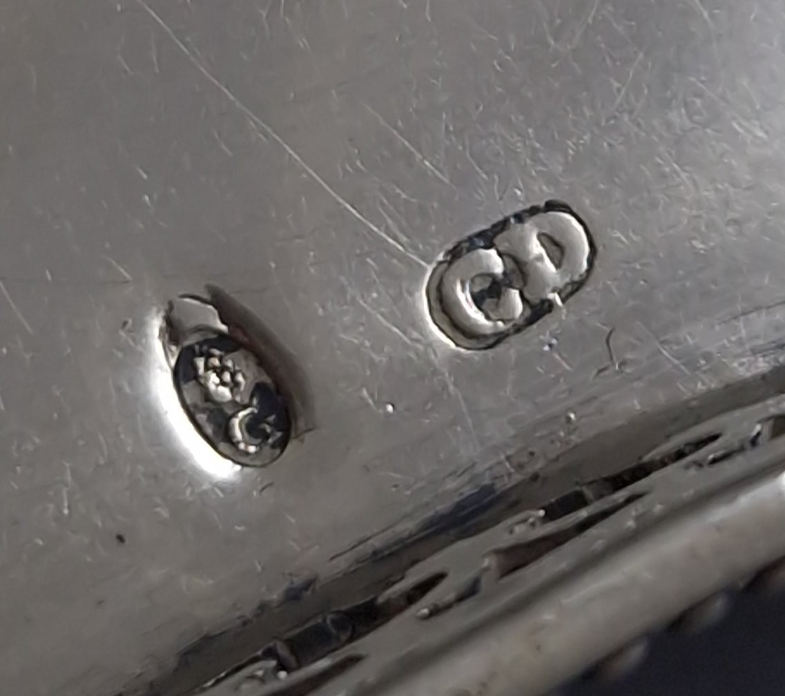 Augsbourg - Paire de plateaux en argent massif du 18ème siècle-photo-2