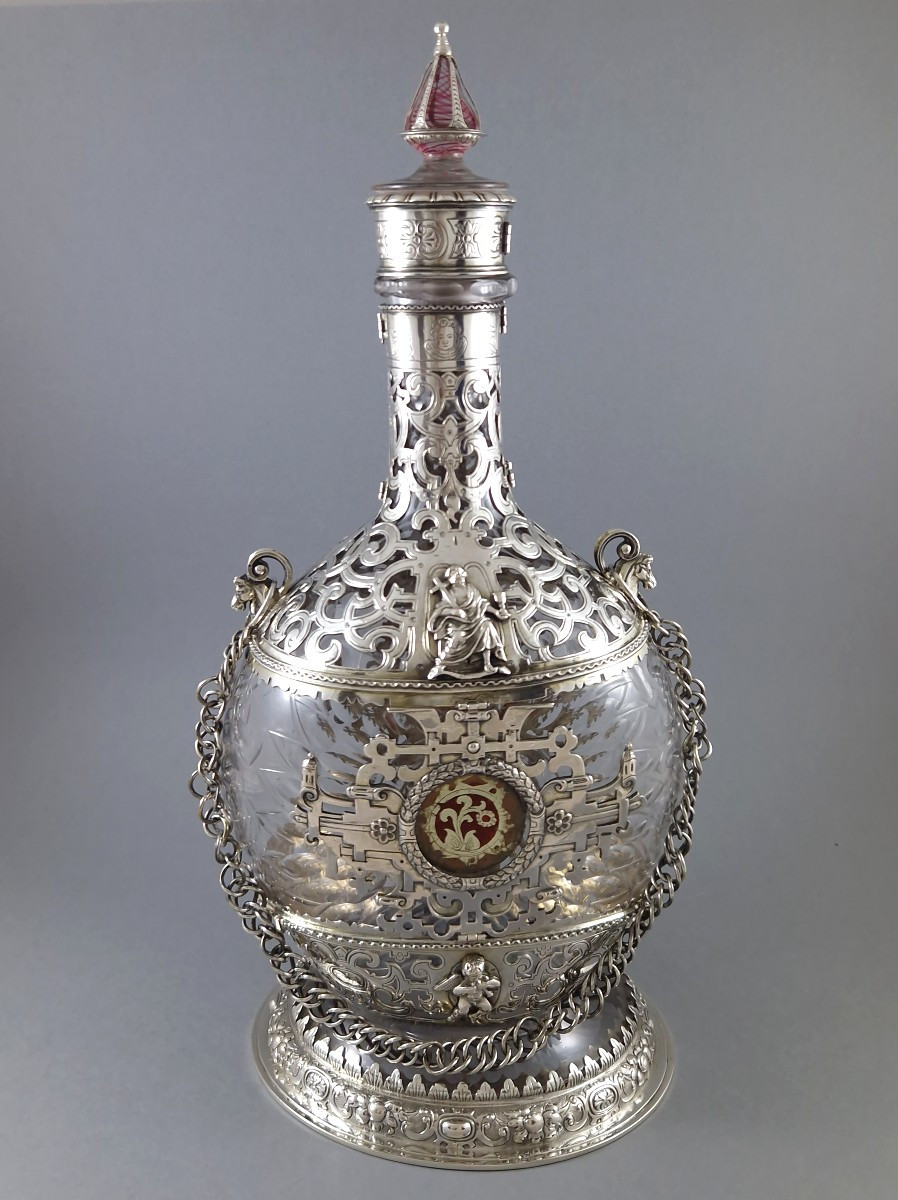 Gourde de pèlerin en verre et argent massif