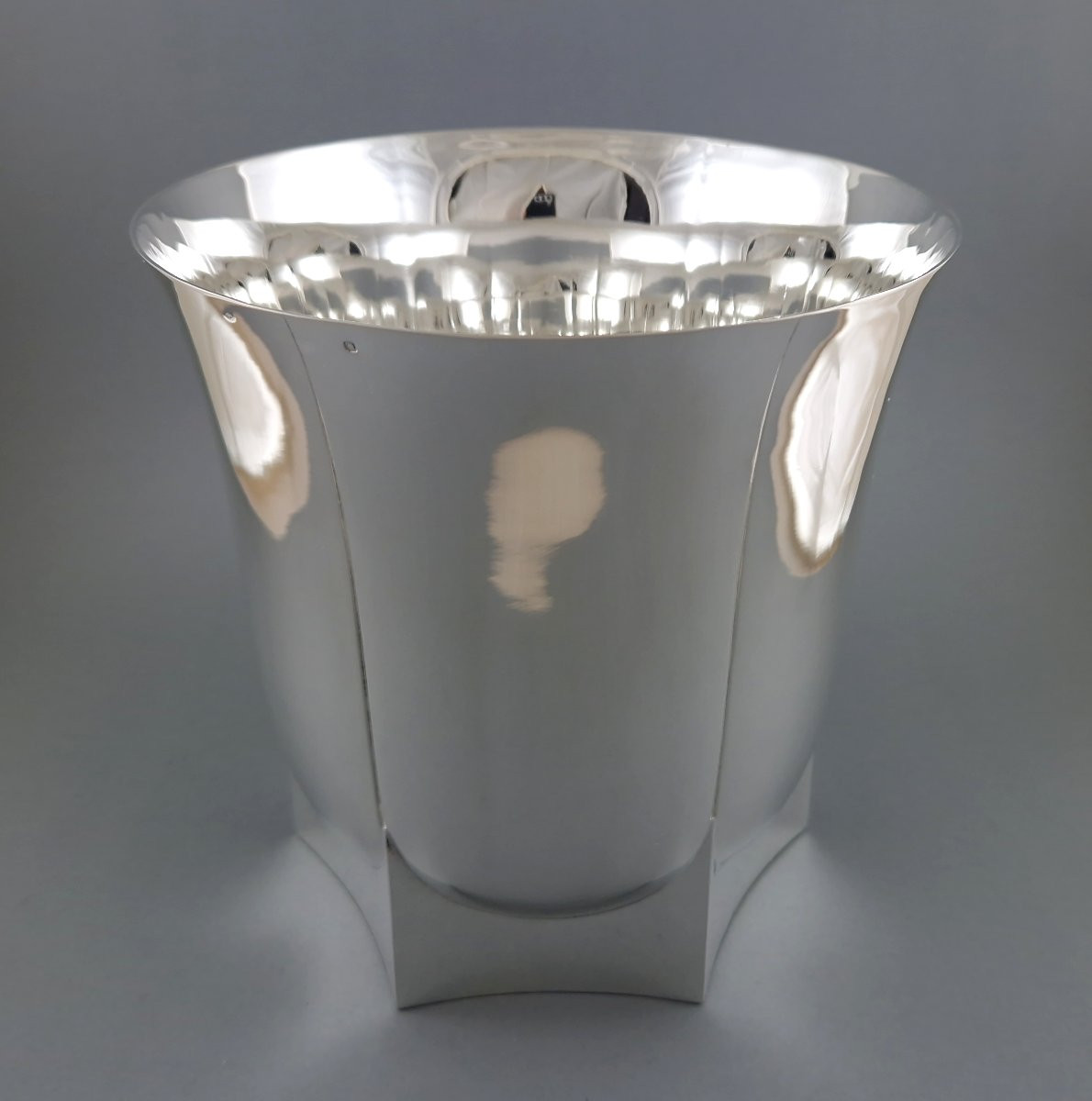 Jean E Puiforcat - Sterling Silver Champagne Bucket-photo-1