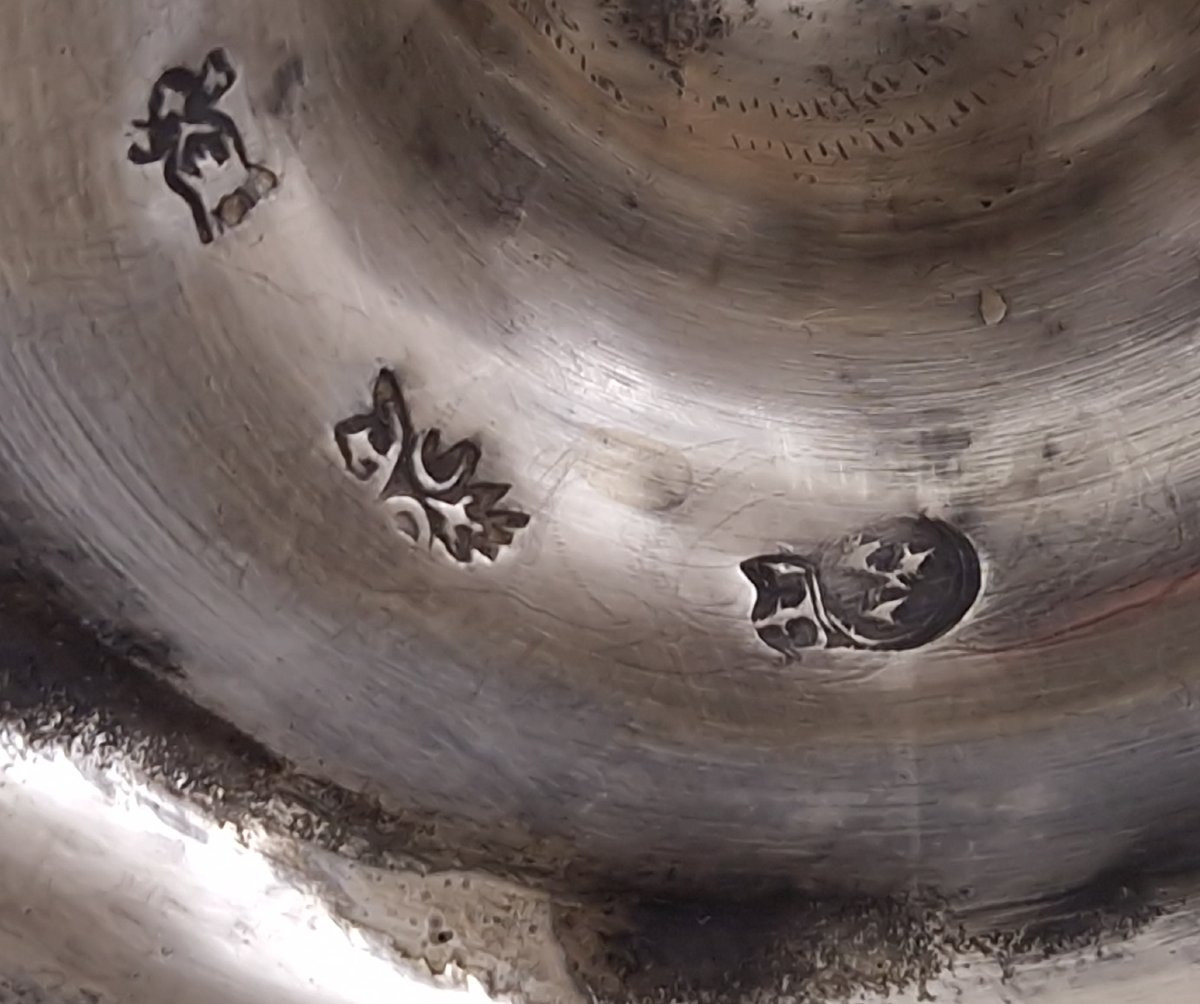 Trévoux - Paire de bougeoirs en argent massif du 18ème siècle-photo-4