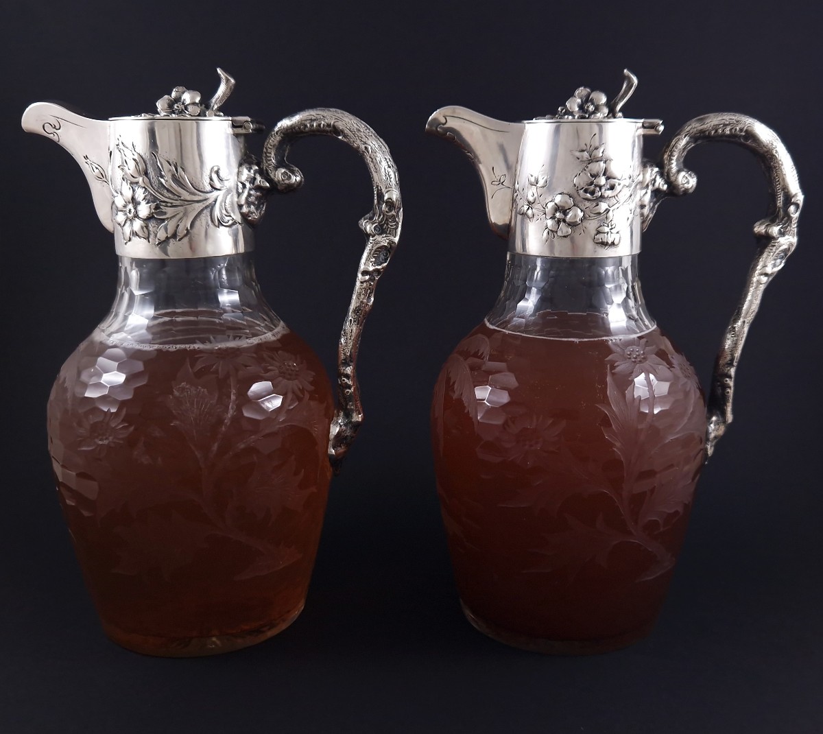 Paire d'aiguières en cristal et argent massif Art Nouveau Vienne