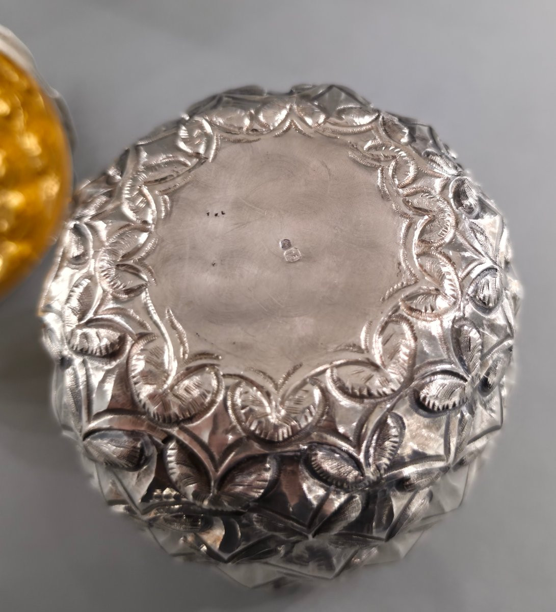 Sterling Silver And Vermeil Pineapple Box-photo-5