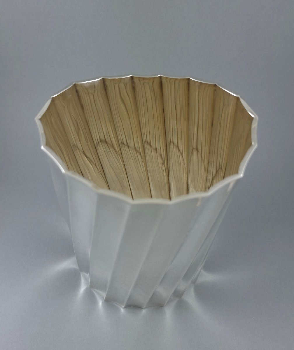 Vase en argent massif-photo-2