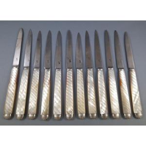 18th Century Knives In Mother-of-pearl, Steel And Sterling Silver