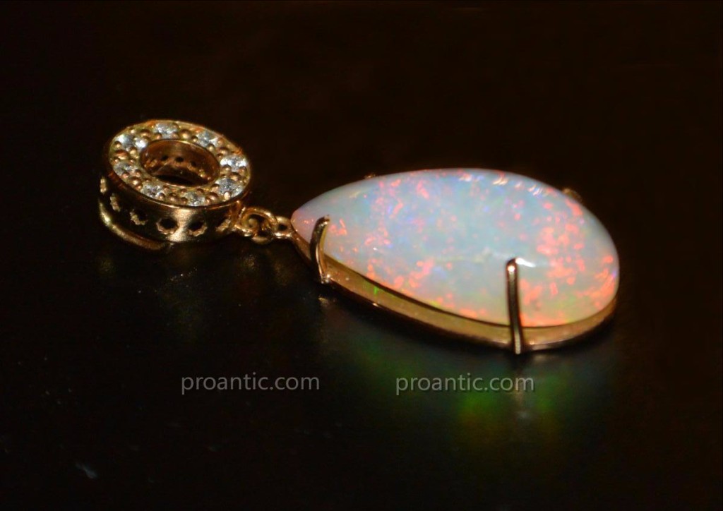 Opal Pendant Gold And Diamonds-photo-1