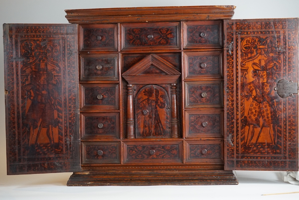 Rare Venetian Money Box Made Of Cedar Wood Featuring A Map Of The City Of Candia And Secrets – 17th Century (ca.-photo-2