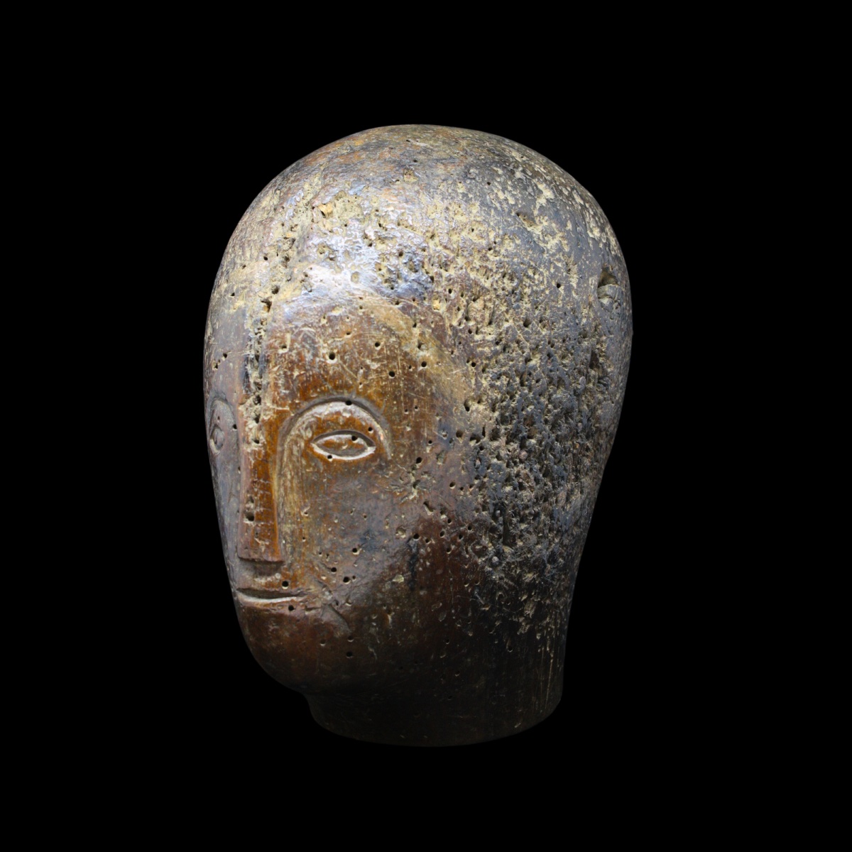 Rare tête présentoir pour casque en bois sculpté - Art Médiéval (XIIIe - XIVe siècle)-photo-2