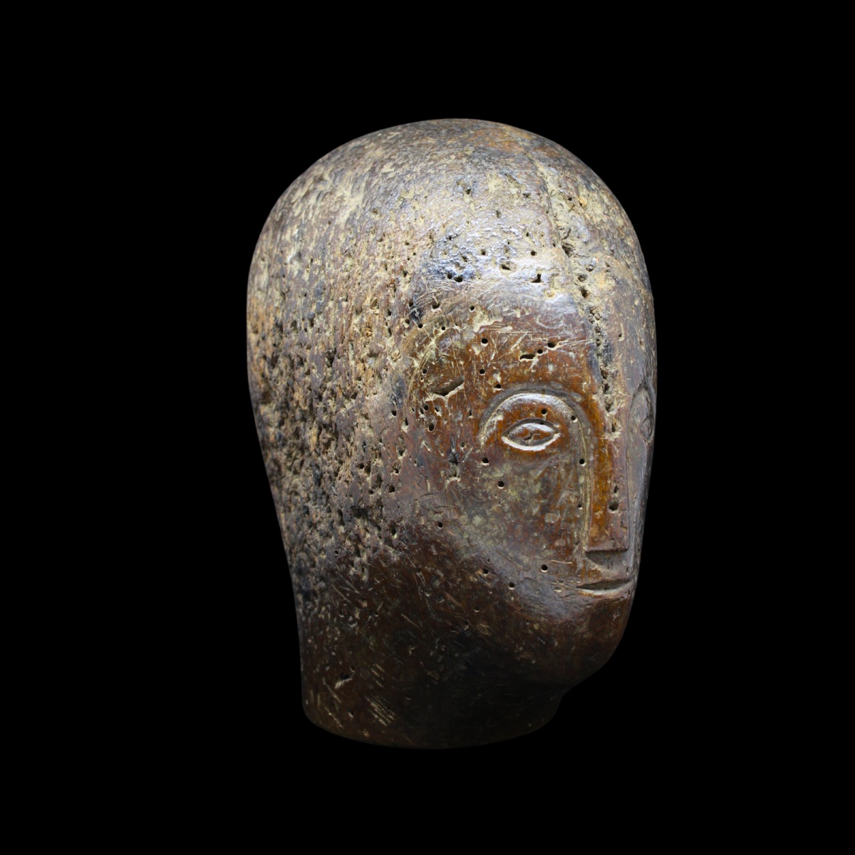 Rare tête présentoir pour casque en bois sculpté - Art Médiéval (XIIIe - XIVe siècle)-photo-3