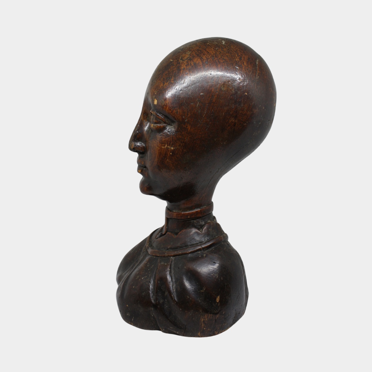 Rare Buste Féminin en Bois Sculpté – Pays-Bas, Première Moitié du XVIIe Siècle -photo-2