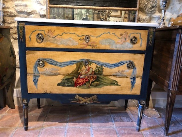 Painted Putti Chest Of Drawers 19th