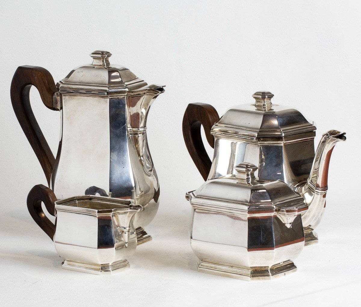 Art Deco Tea And Coffee Service In Sterling Silver