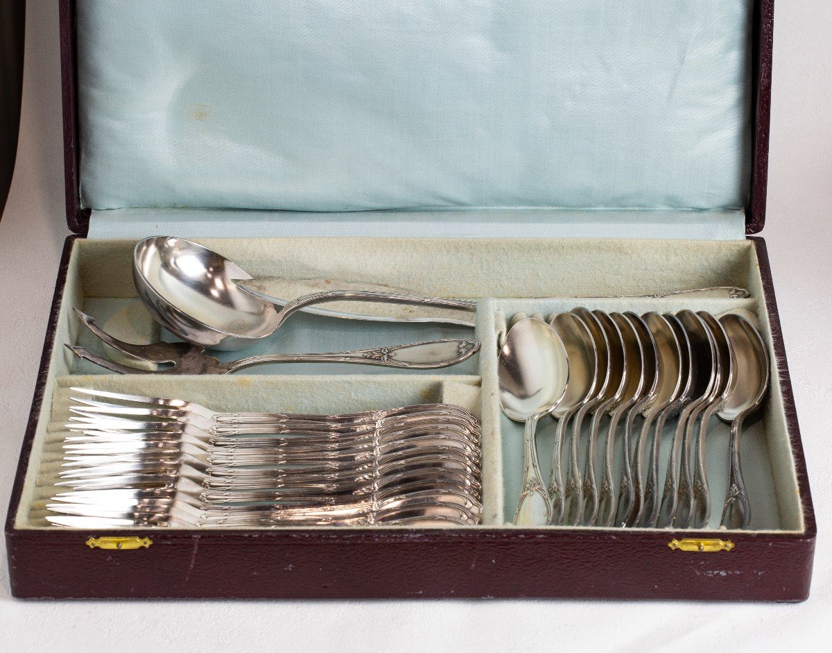 Silver Plated Cutlery Set For 12 People Containing 27 Pieces 