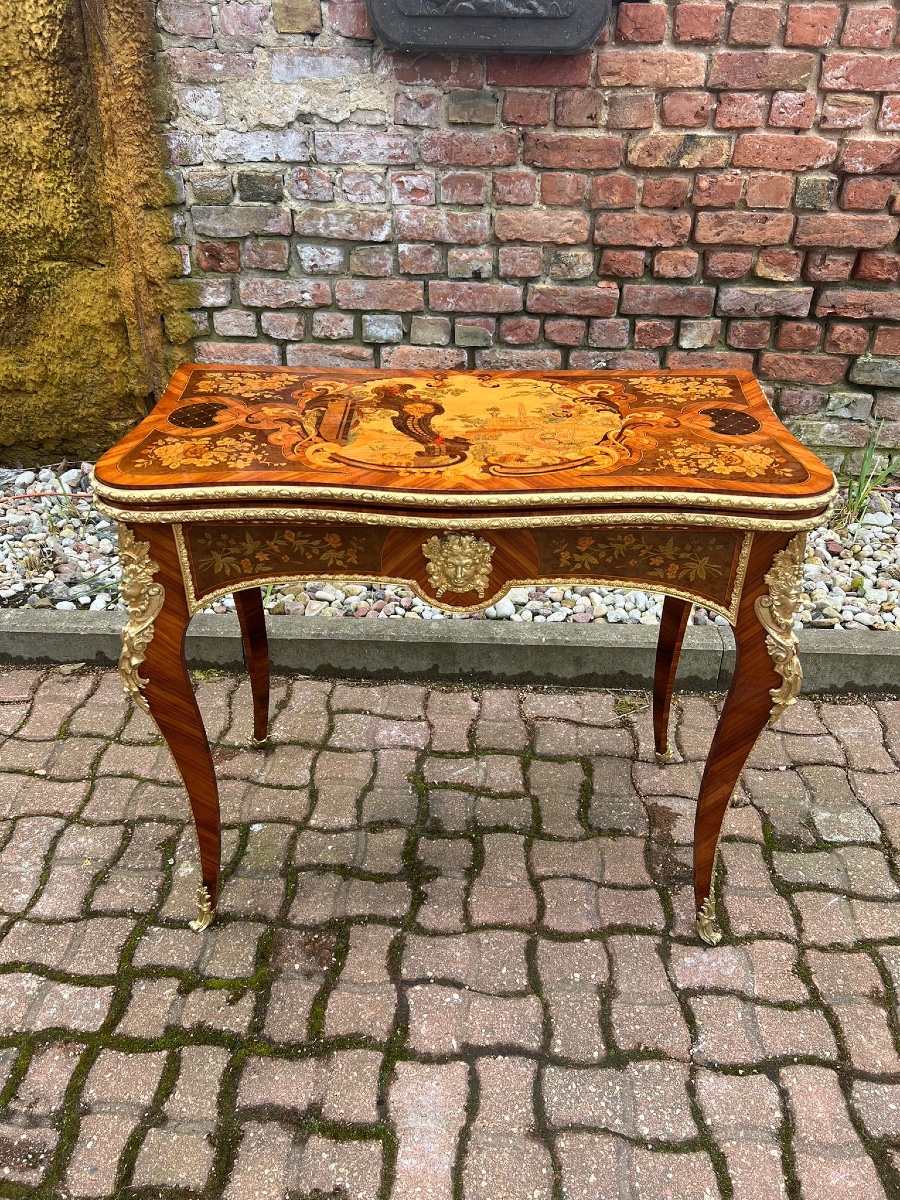 Table à Jeu En Marqueterie Et Bronze Doré 
