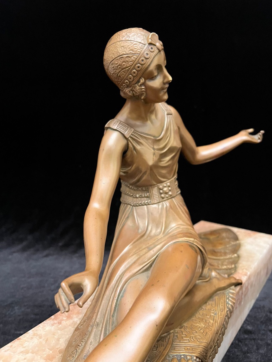 Art Deco sculpture de femme  en bronze-photo-2