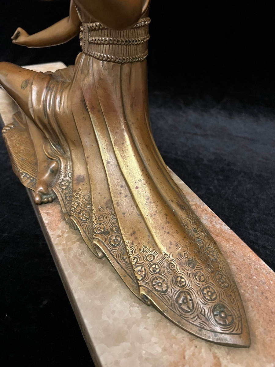 Art Deco sculpture de femme  en bronze-photo-7