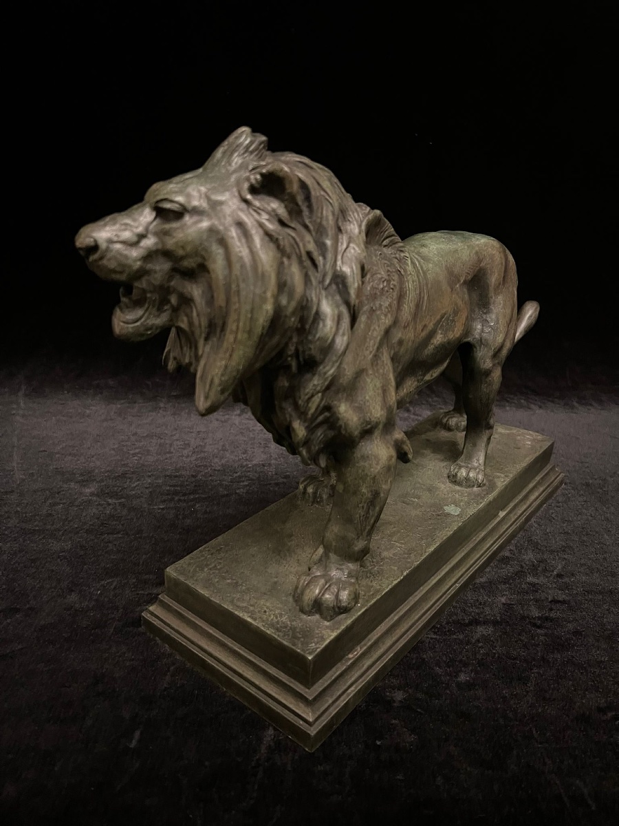 Lion sculpture en bronze-photo-1