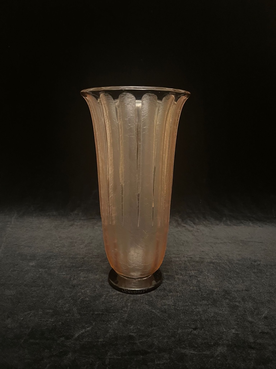 Shneider Art Deco Glass Vase