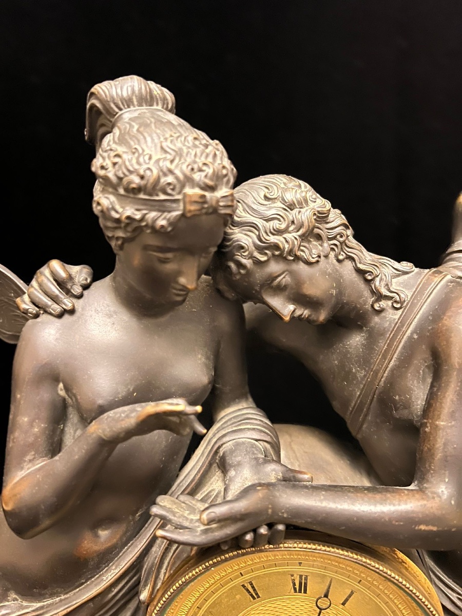 Une grande pendule Empire en bronze avec Psyché et Amour -photo-2
