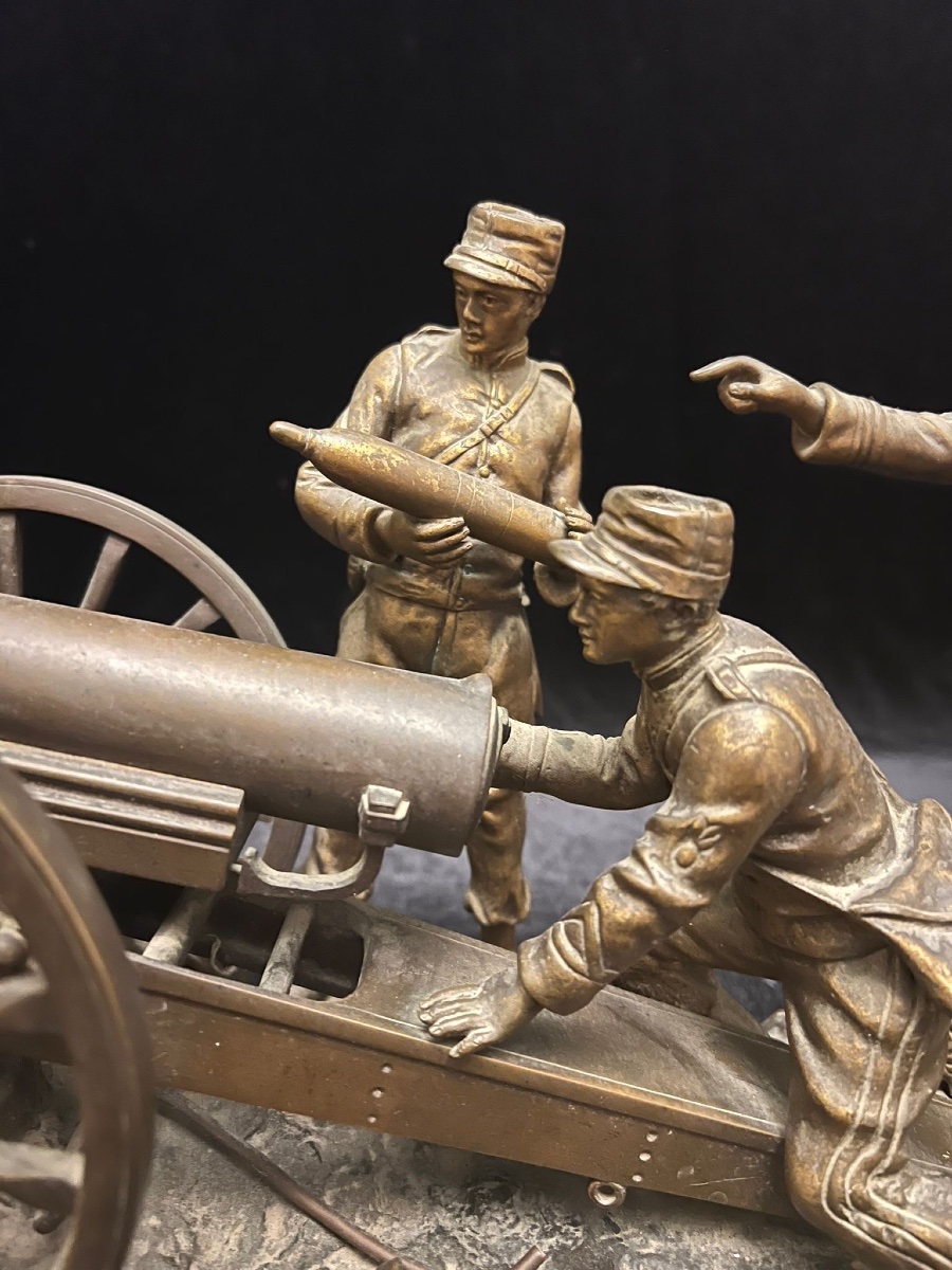 Les soldats au cannon en bronze par Georges Omerth-photo-2