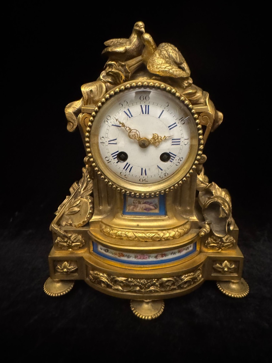 Clock With Candlesticks-photo-2