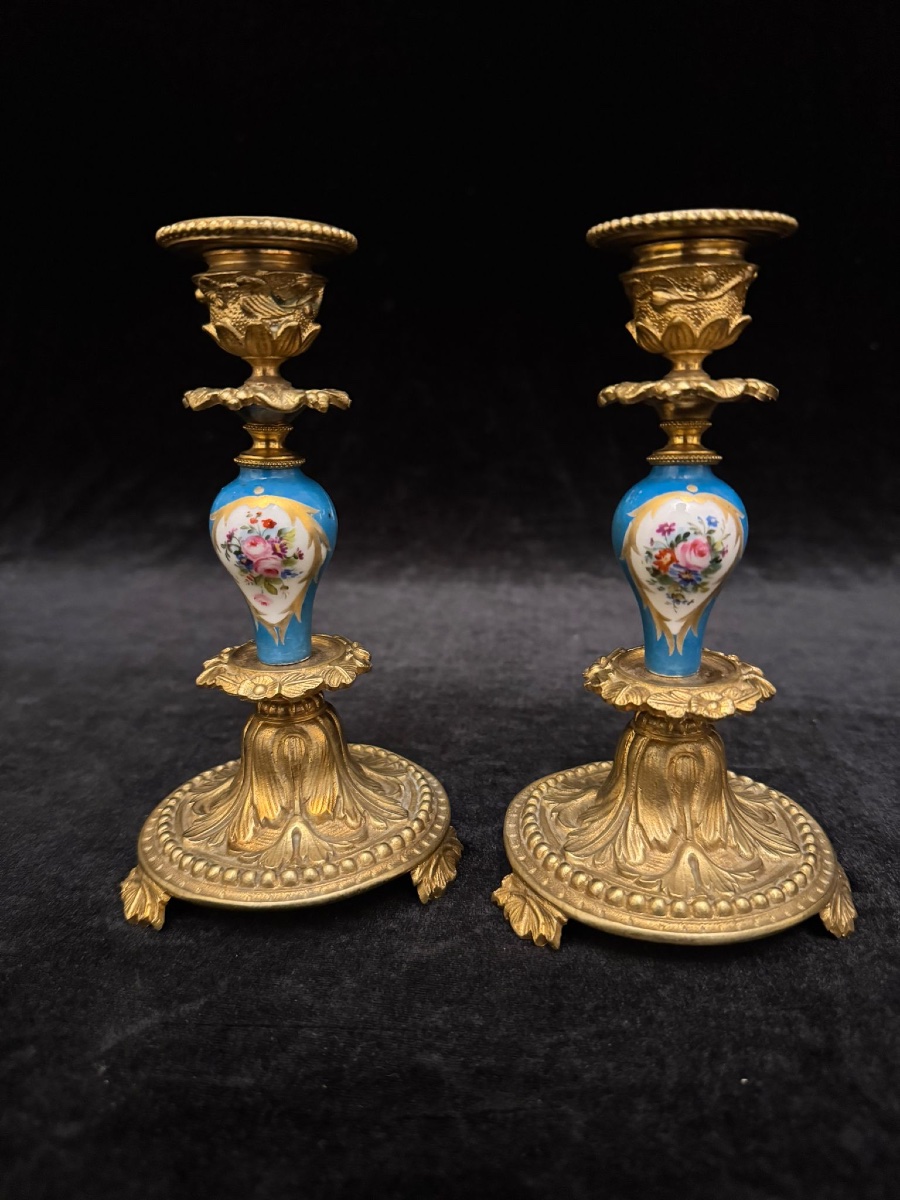 Clock With Candlesticks-photo-5