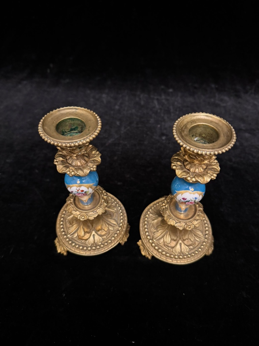 Clock With Candlesticks-photo-6