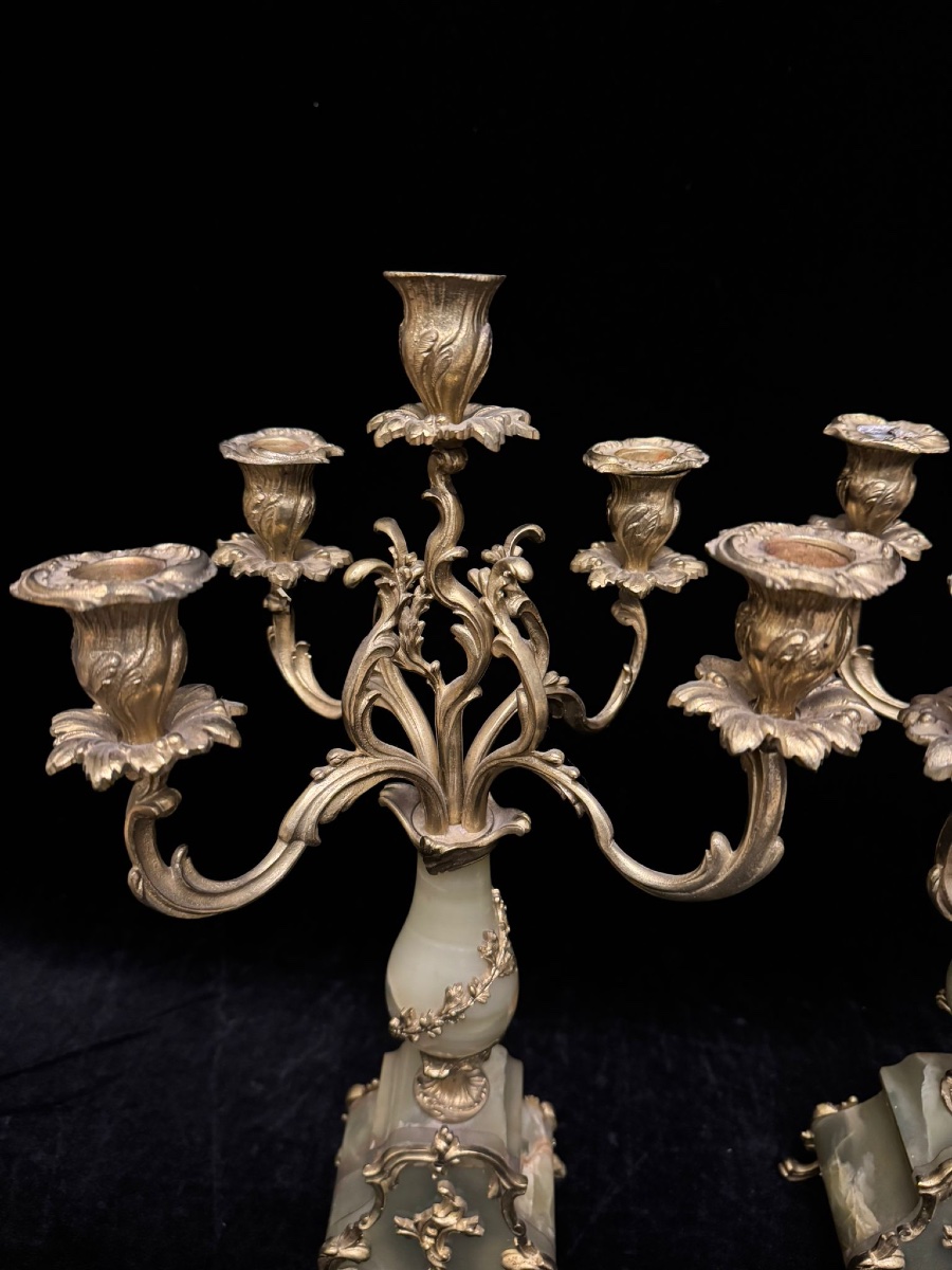 Pendule de cheminée avec des chandeliers, onyx-photo-4