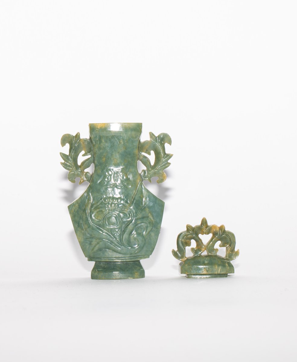 Green Jade Chinese Vase With Lid-photo-2