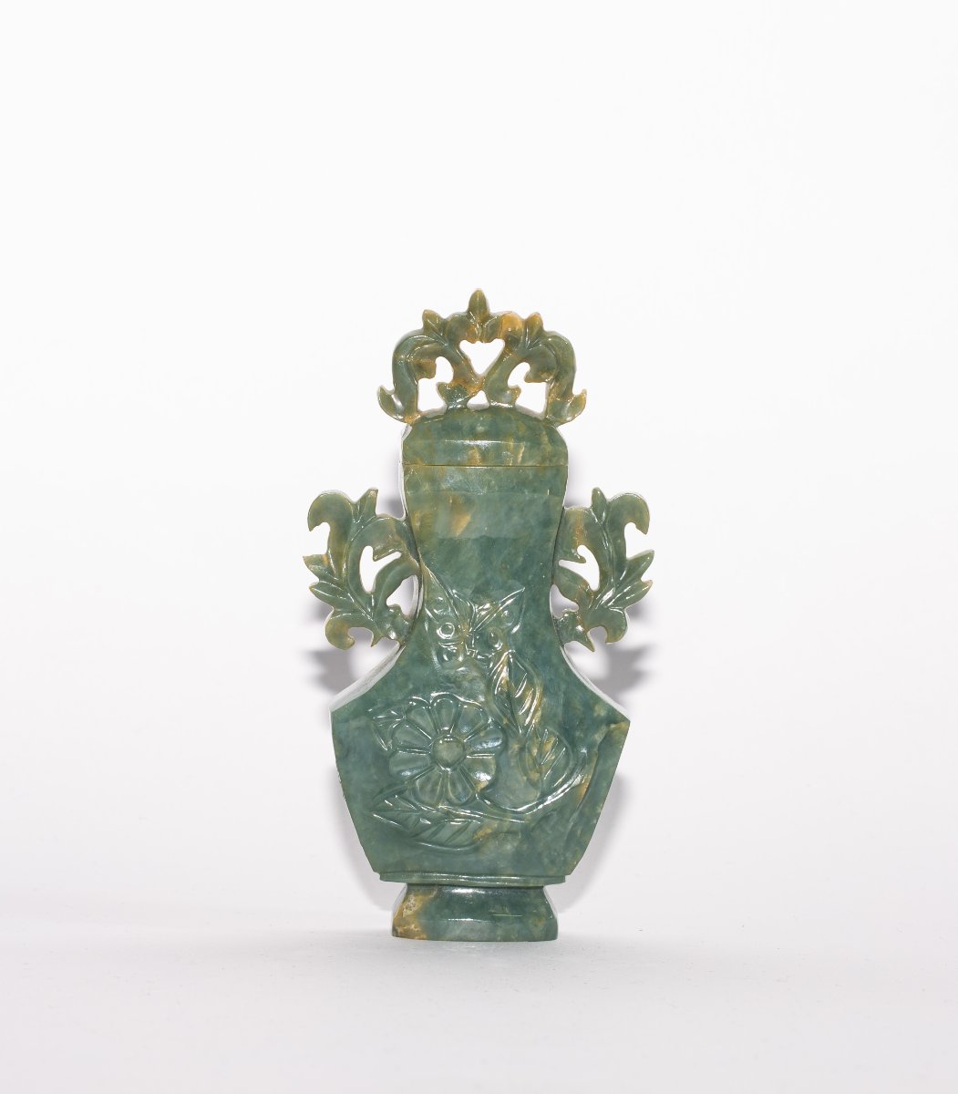 Green Jade Chinese Vase With Lid